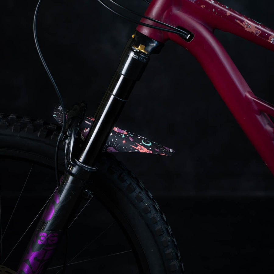 HOWL Gritty Habits x GK Collaboration Fender